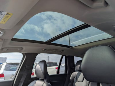 2020 Volvo XC90 T5 Momentum
