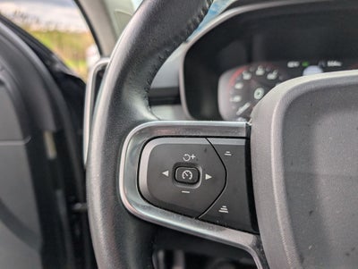 2019 Volvo XC40 Momentum