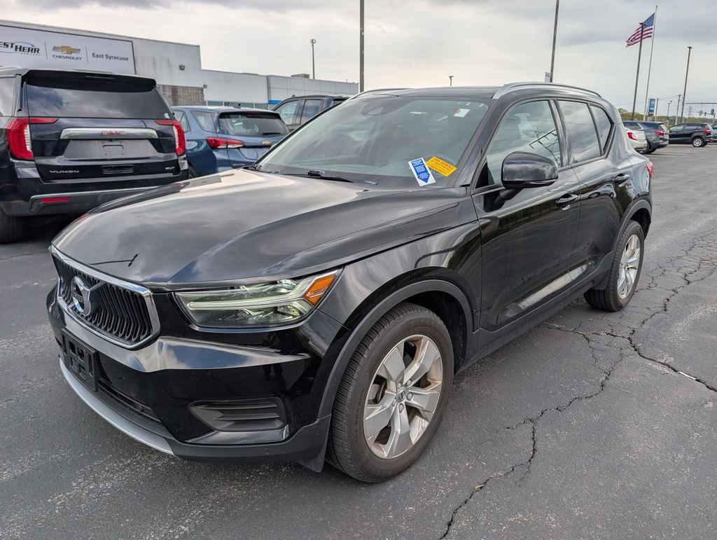 2019 Volvo XC40 Momentum