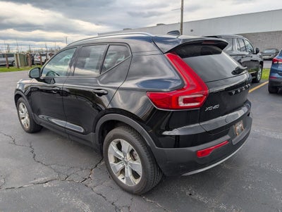 2019 Volvo XC40 Momentum