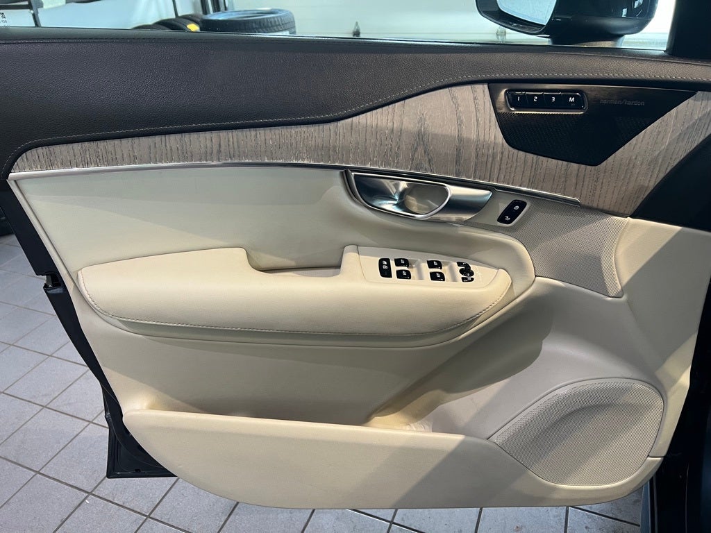 2021 Volvo XC90 T6 Inscription