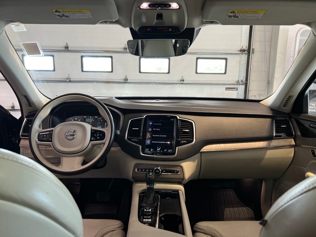 2021 Volvo XC90 T6 Inscription