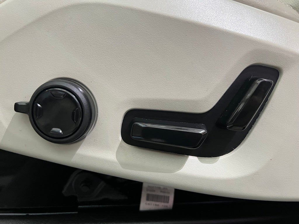 2021 Volvo XC90 T6 Inscription