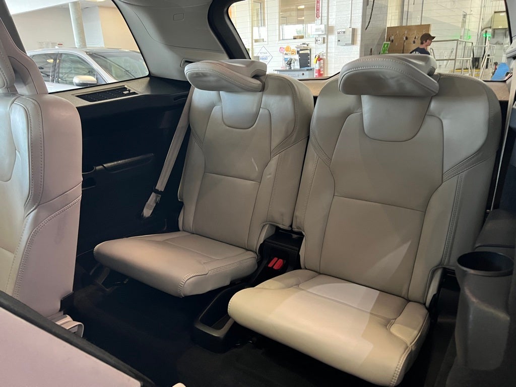 2021 Volvo XC90 T6 Inscription