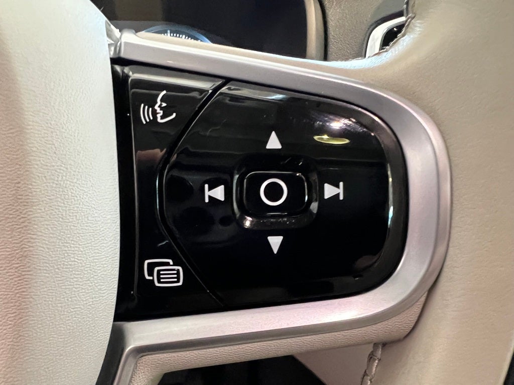 2021 Volvo XC90 T6 Inscription