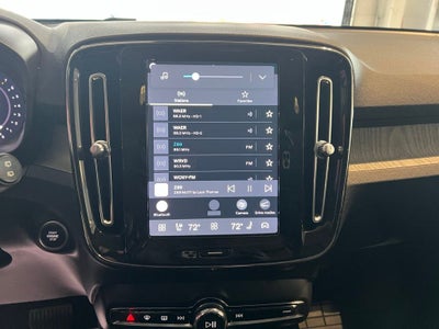 2024 Volvo XC40 B5 Core