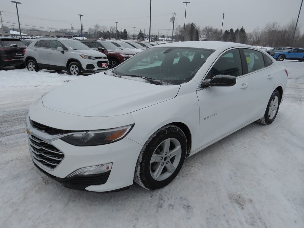 2022 Chevrolet Malibu LS 1LS