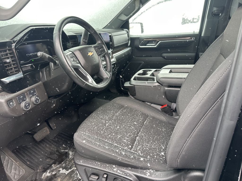 2025 Chevrolet Silverado 1500 LT LT1