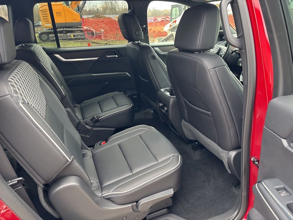 2025 GMC Acadia Denali