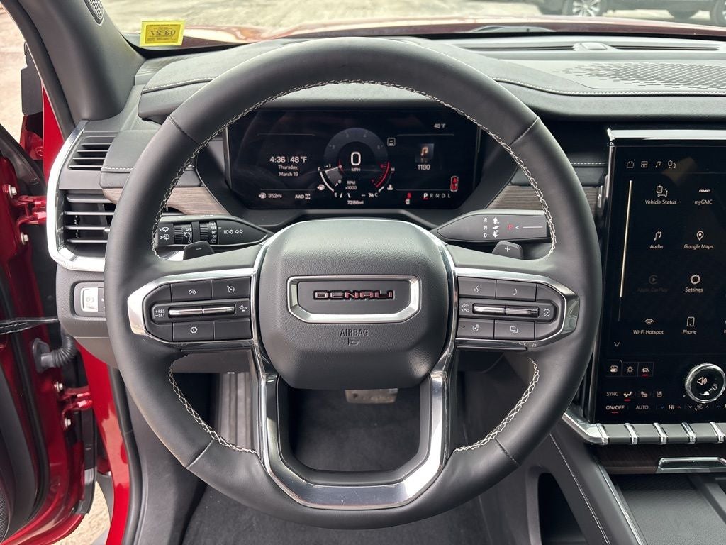 2025 GMC Acadia Denali