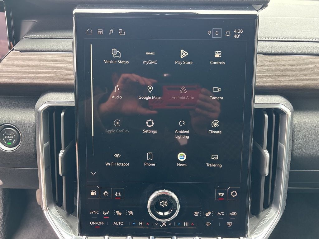 2025 GMC Acadia Denali