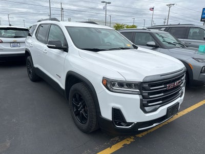 2023 GMC Acadia AT4
