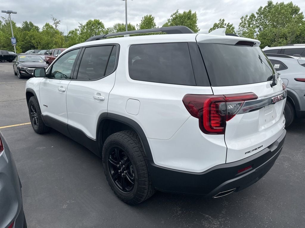 2023 GMC Acadia AT4