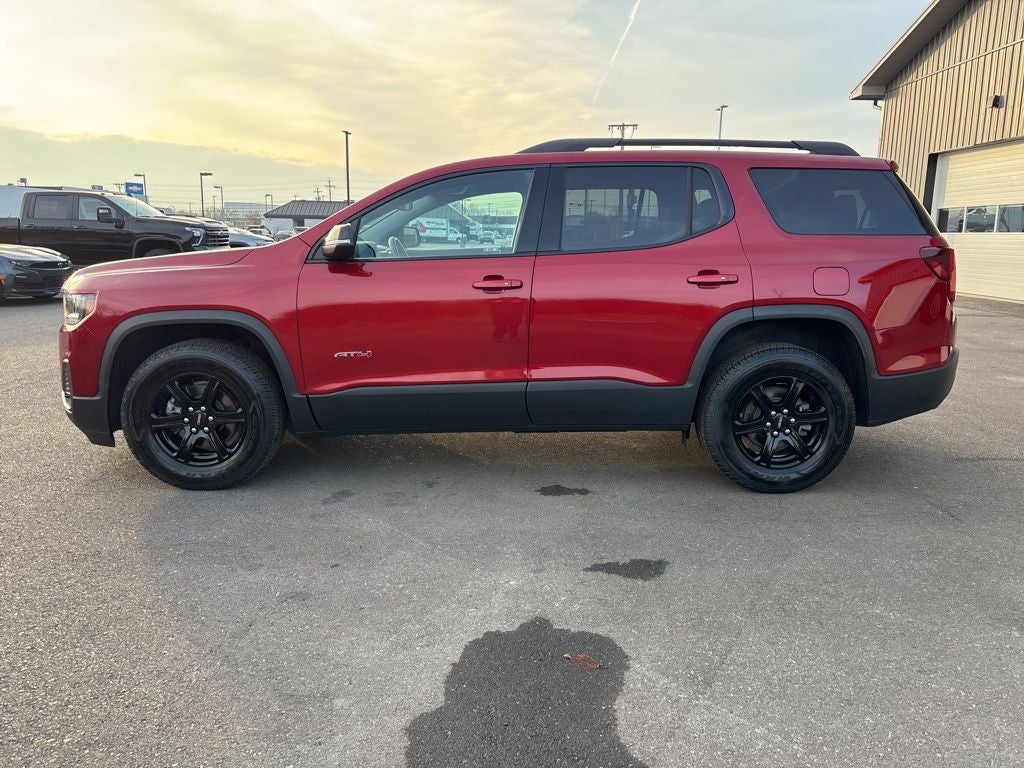 2023 GMC Acadia AT4