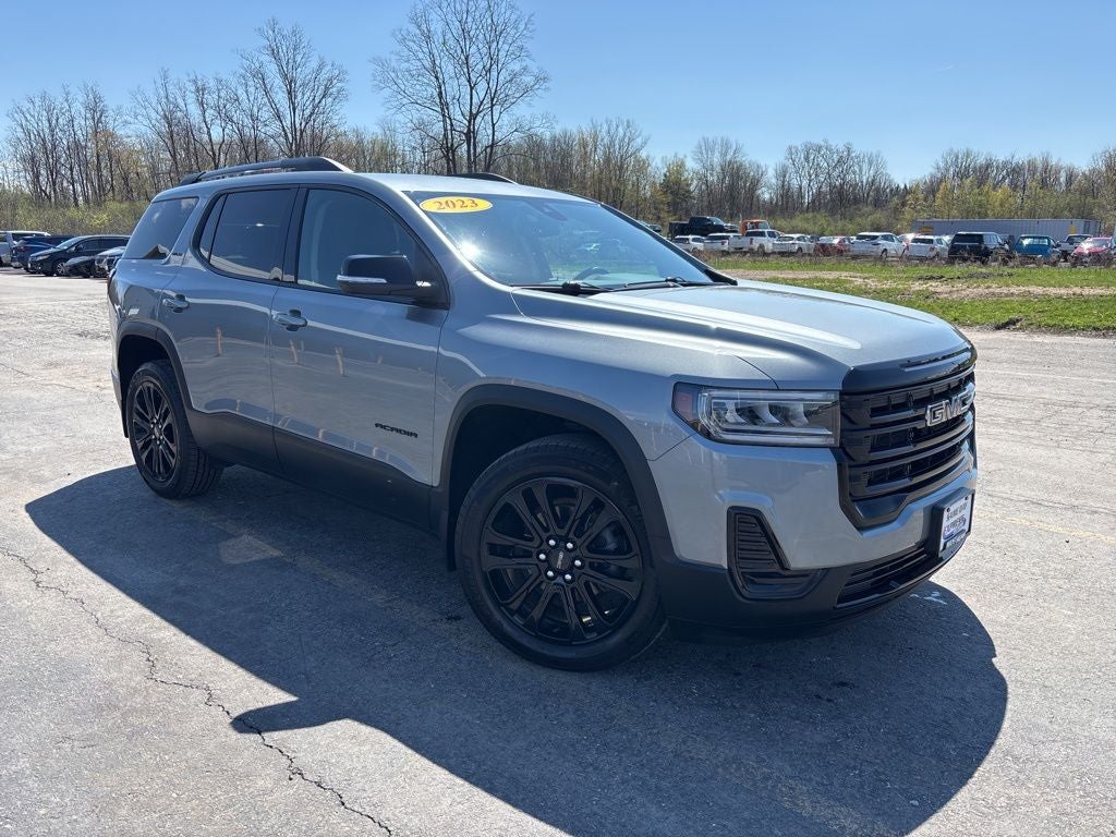 2023 GMC Acadia SLE