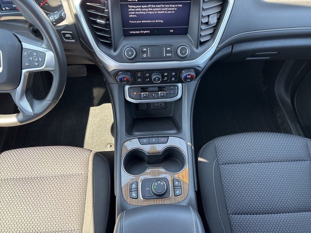 2023 GMC Acadia SLE