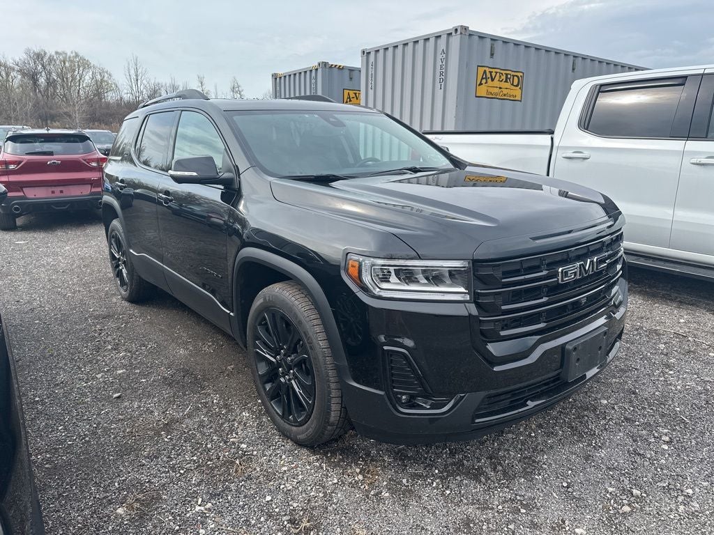 2023 GMC Acadia SLT