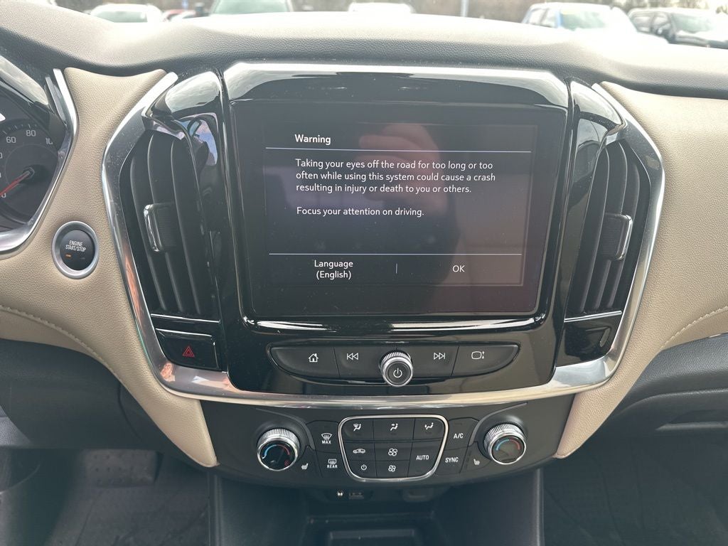 2023 Chevrolet Traverse LT Leather