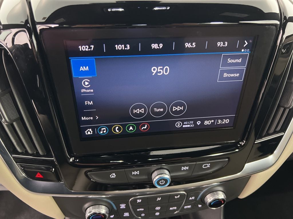 2023 Chevrolet Traverse LT Leather