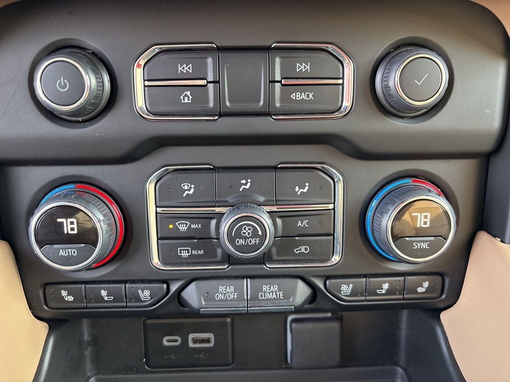 2024 Chevrolet Suburban Premier