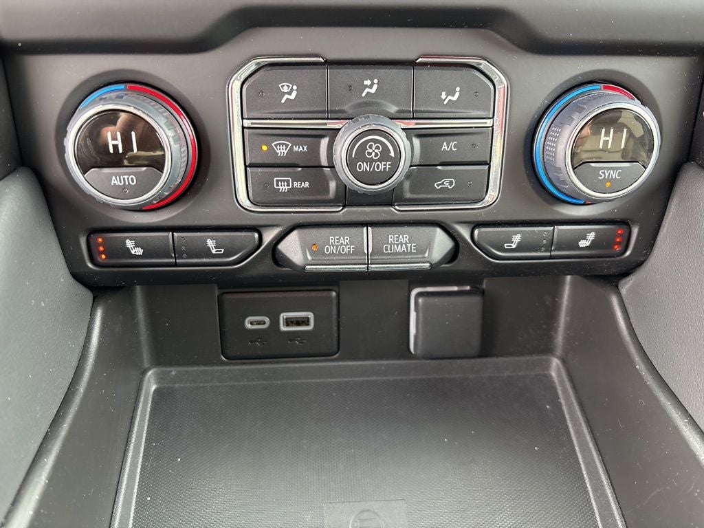 2024 Chevrolet Tahoe RST