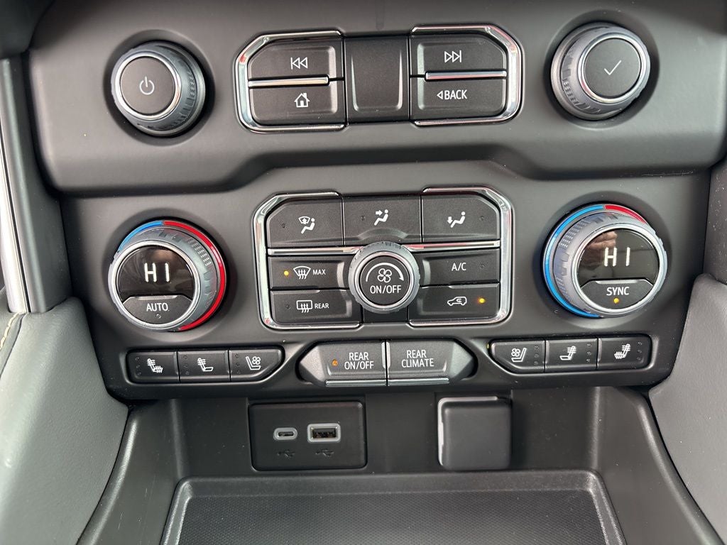 2024 Chevrolet Tahoe Premier