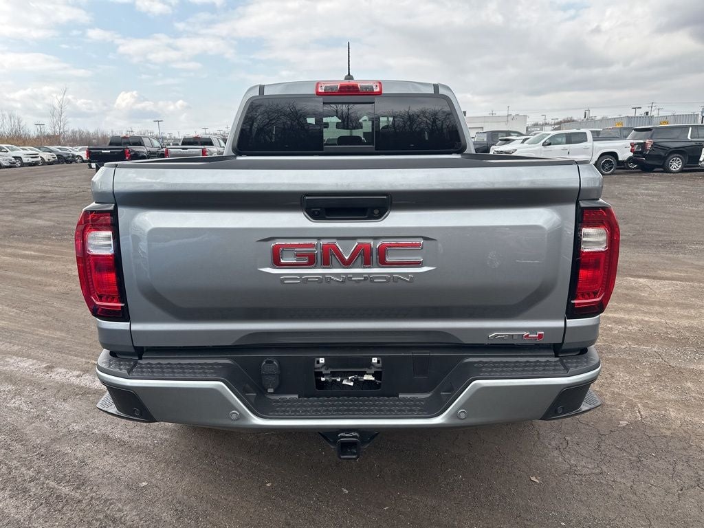 2024 GMC Canyon AT4