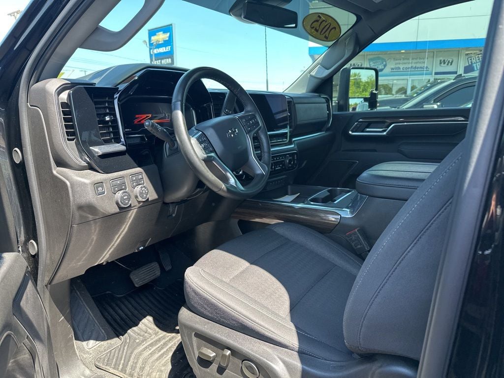 2025 Chevrolet Silverado 2500HD LT