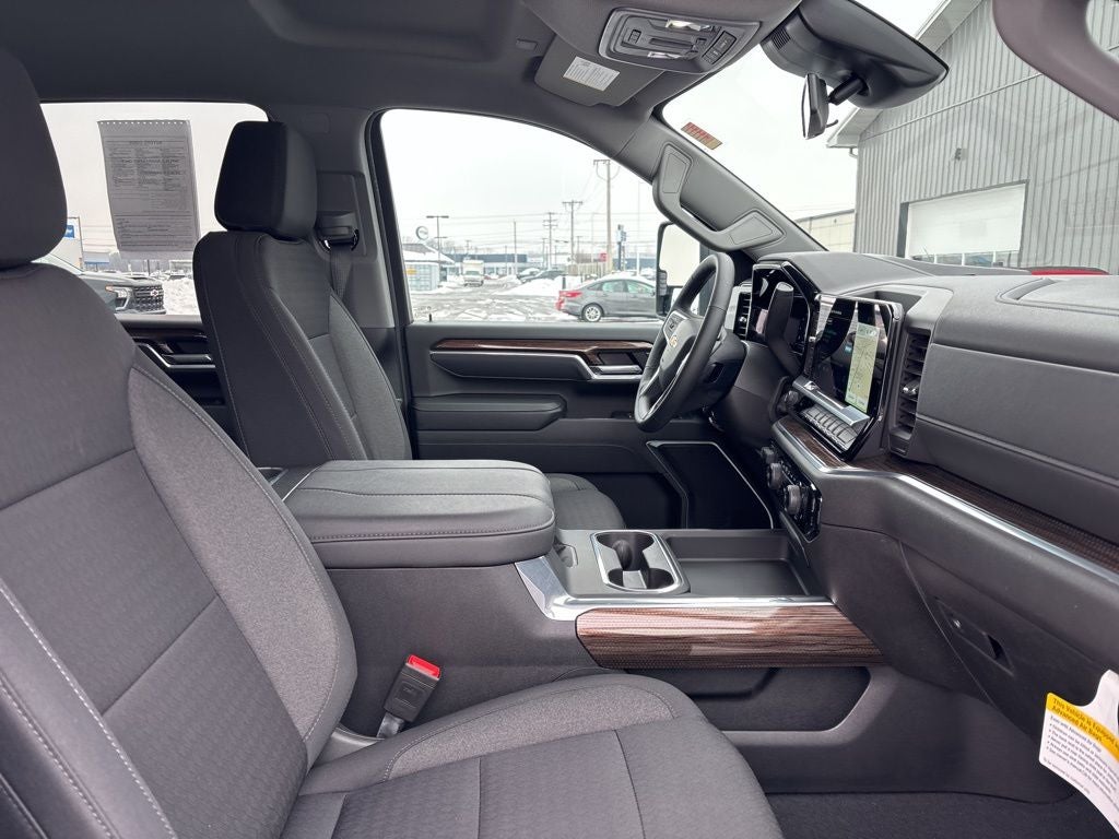 2025 Chevrolet Silverado 2500HD LT