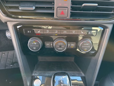 2024 Volkswagen Taos 1.5T SEL