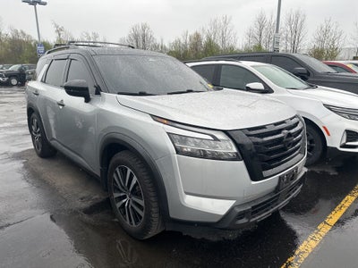 2022 Nissan Pathfinder S