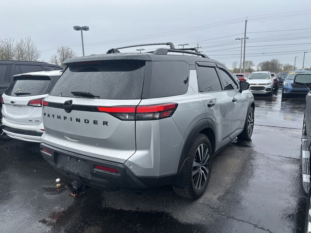 2022 Nissan Pathfinder S