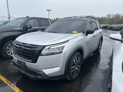 2022 Nissan Pathfinder S