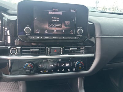 2022 Nissan Pathfinder S