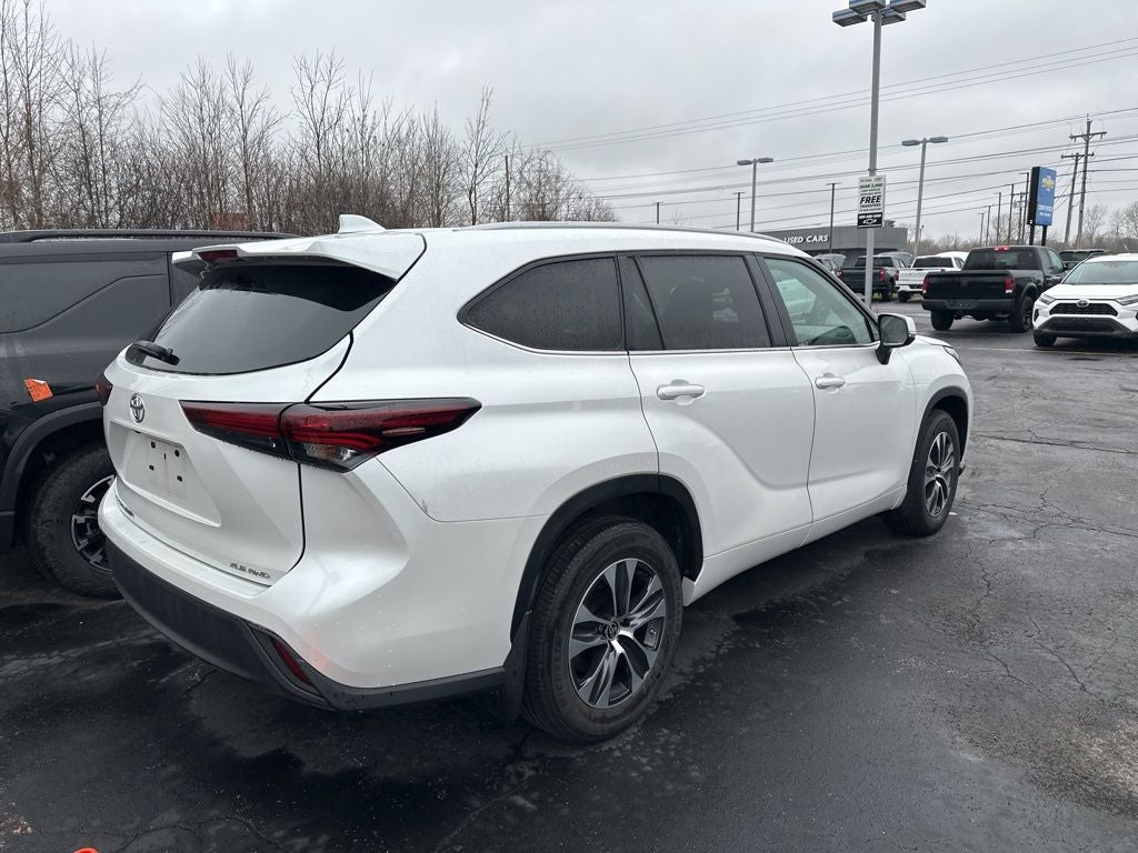 2024 Toyota Highlander XLE