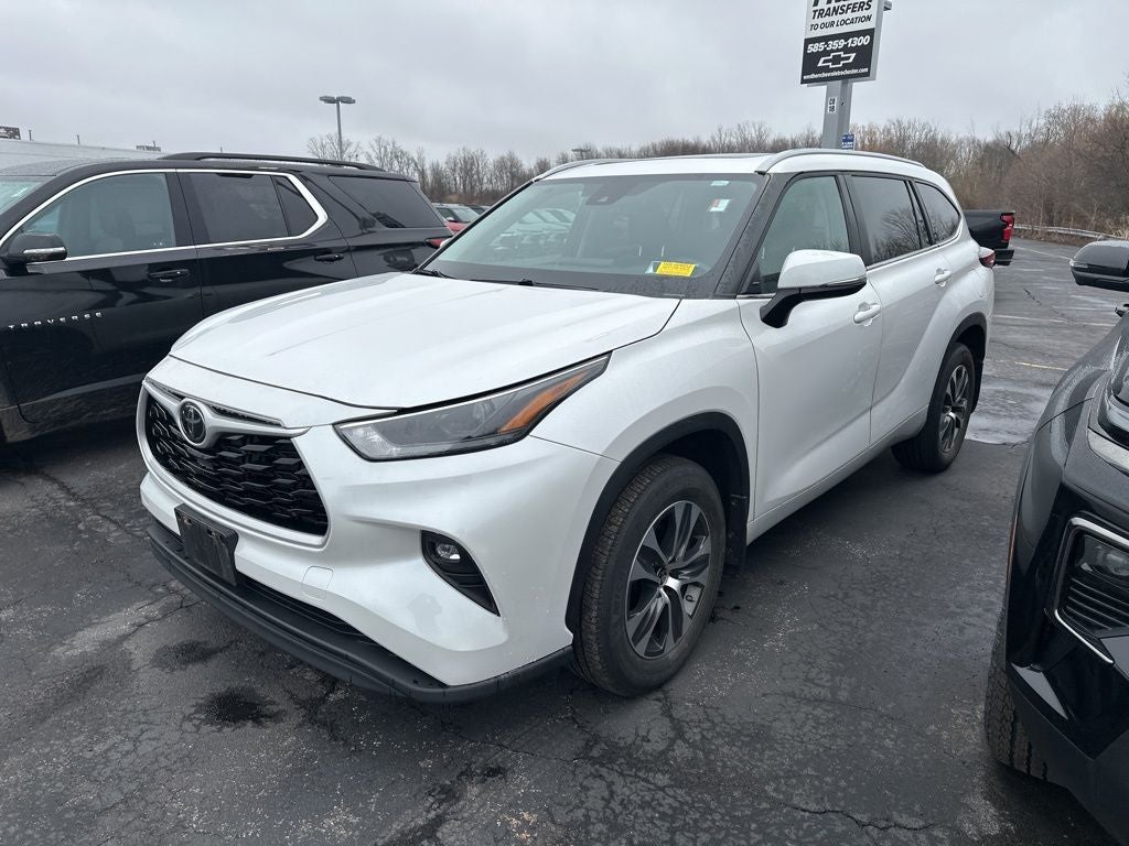 2024 Toyota Highlander XLE
