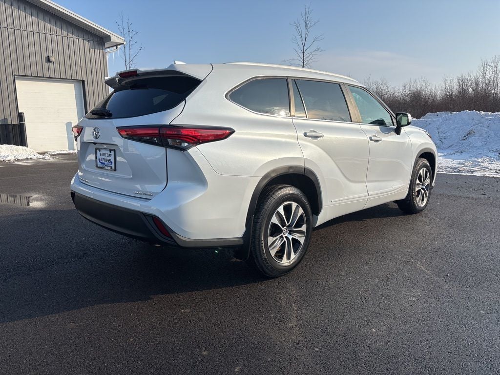 2023 Toyota Highlander L