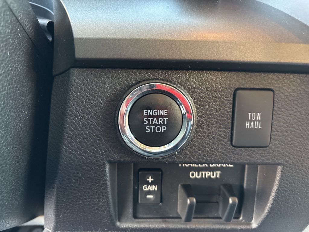 2020 Toyota Tundra Base