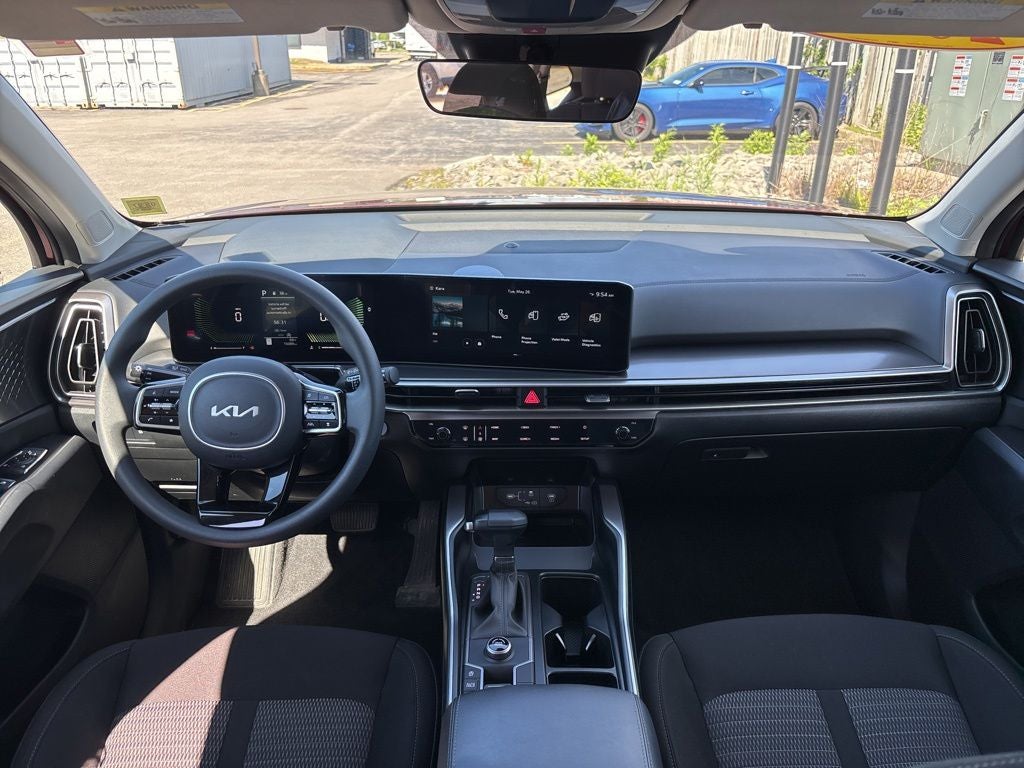 2025 Kia Sorento LX