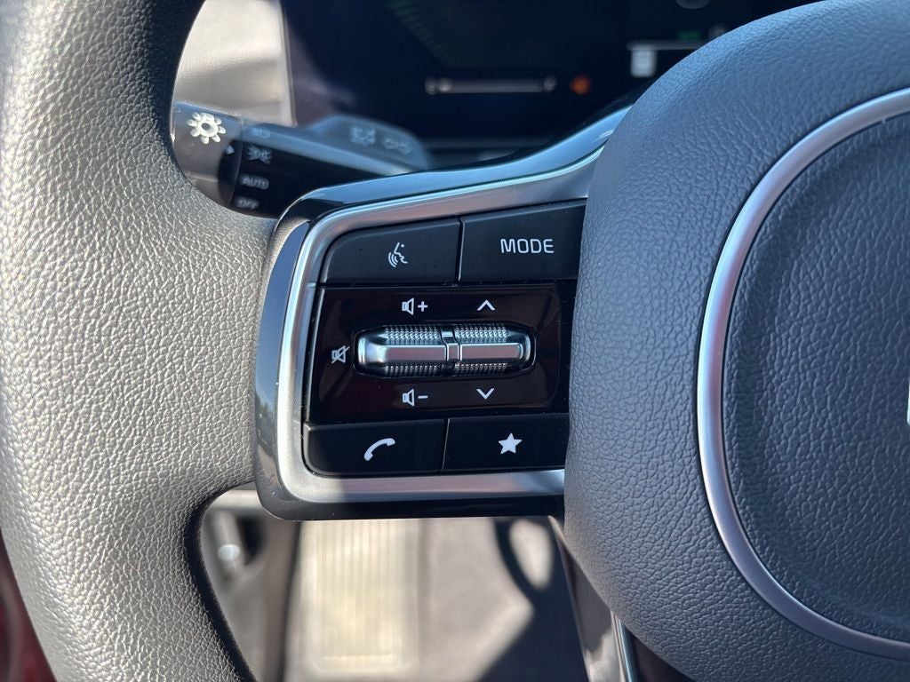 2025 Kia Sorento LX