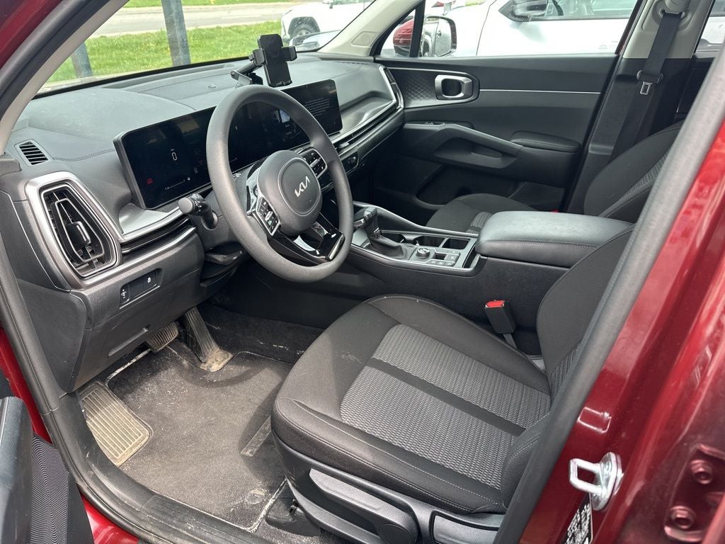 2025 Kia Sorento LX