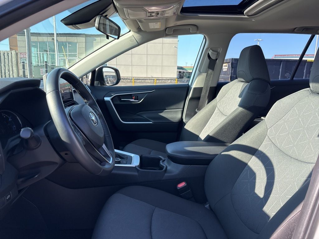 2023 Toyota RAV4 Hybrid XLE