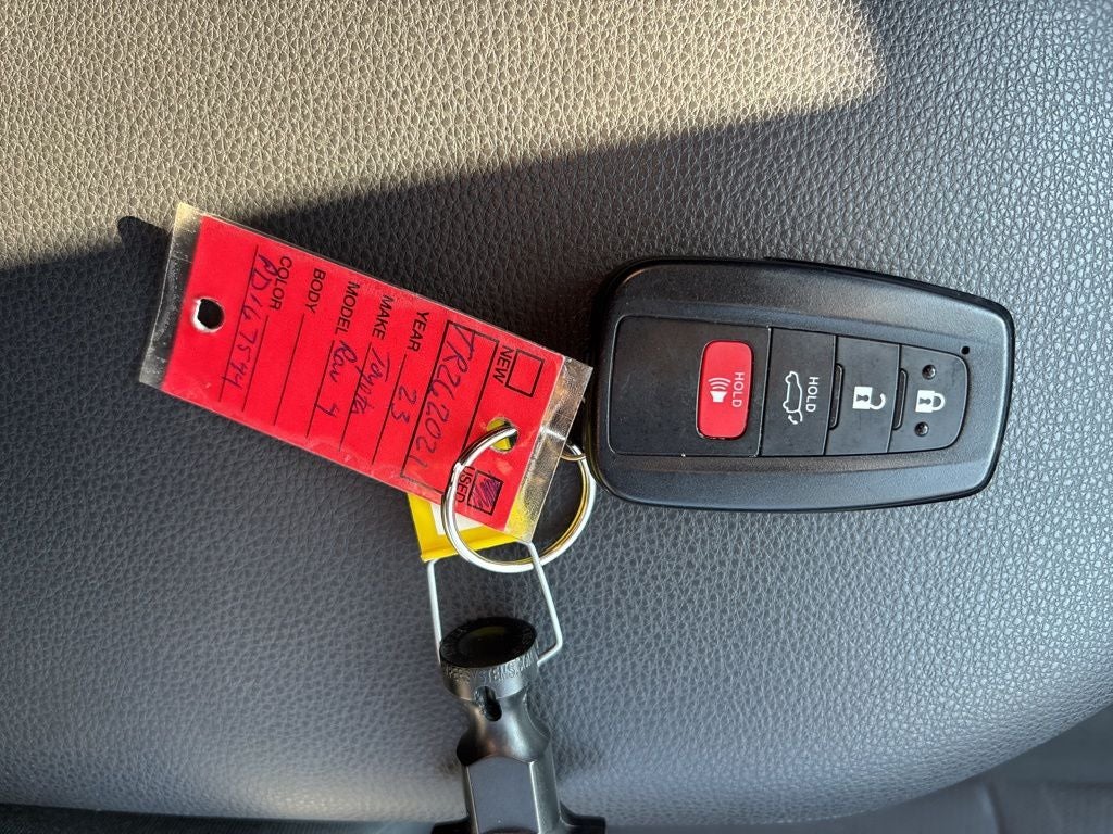 2023 Toyota RAV4 Hybrid XLE