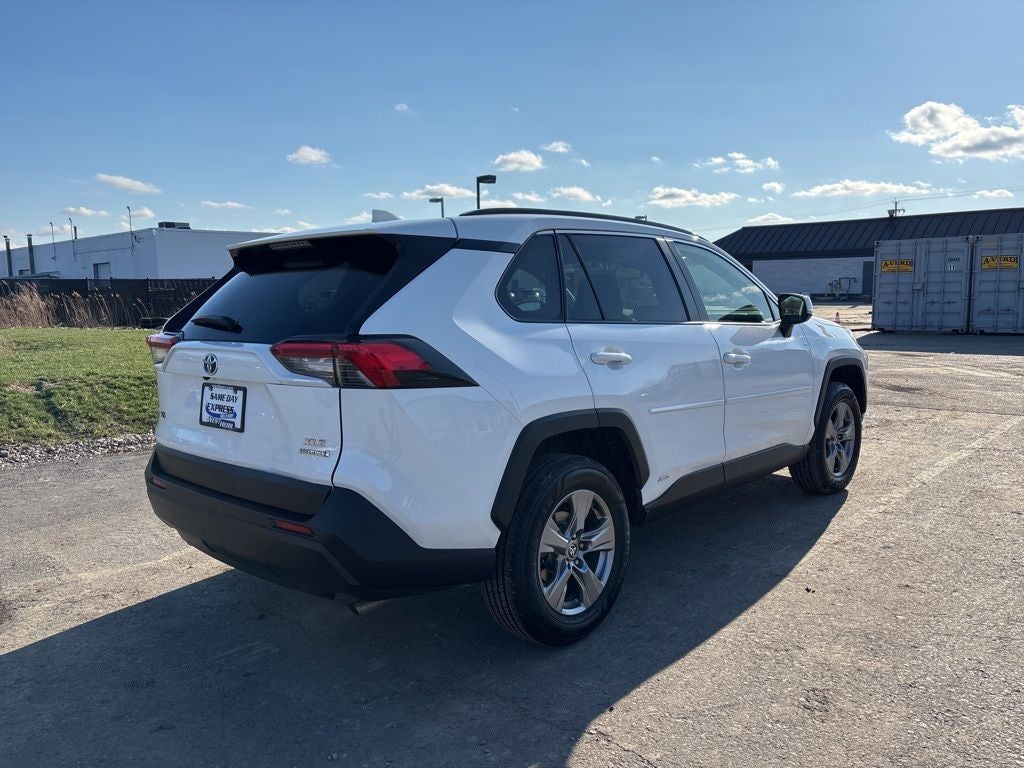 2023 Toyota RAV4 Hybrid XLE