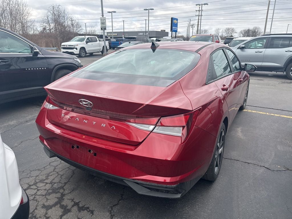 2023 Hyundai Elantra SEL