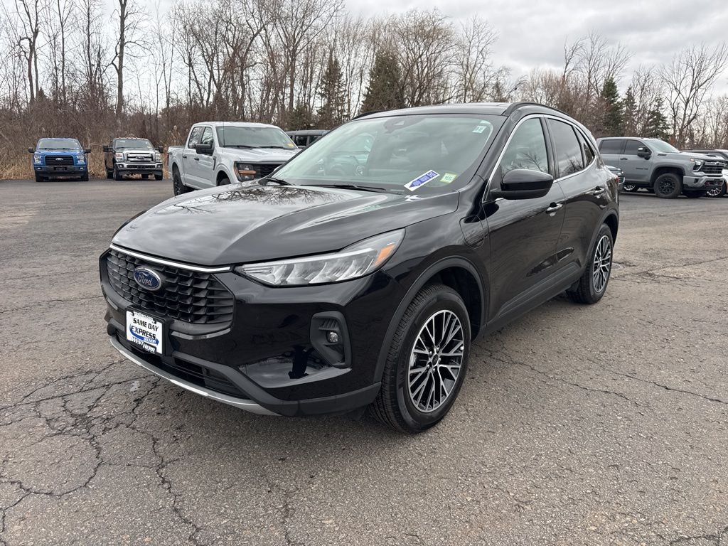 2025 Ford Escape Plug-In Hybrid Base