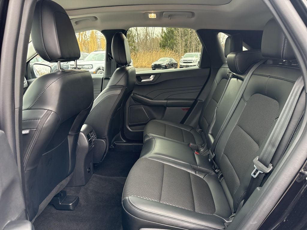 2025 Ford Escape Plug-In Hybrid Base