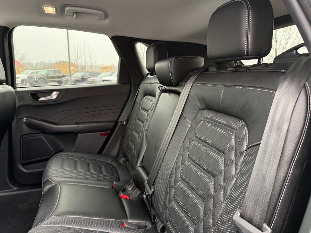 2023 Ford Escape Hybrid Platinum