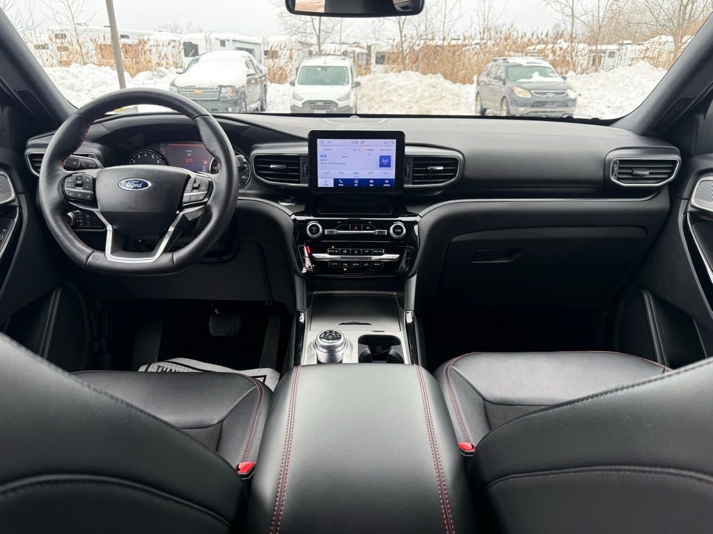 2023 Ford Explorer ST-Line