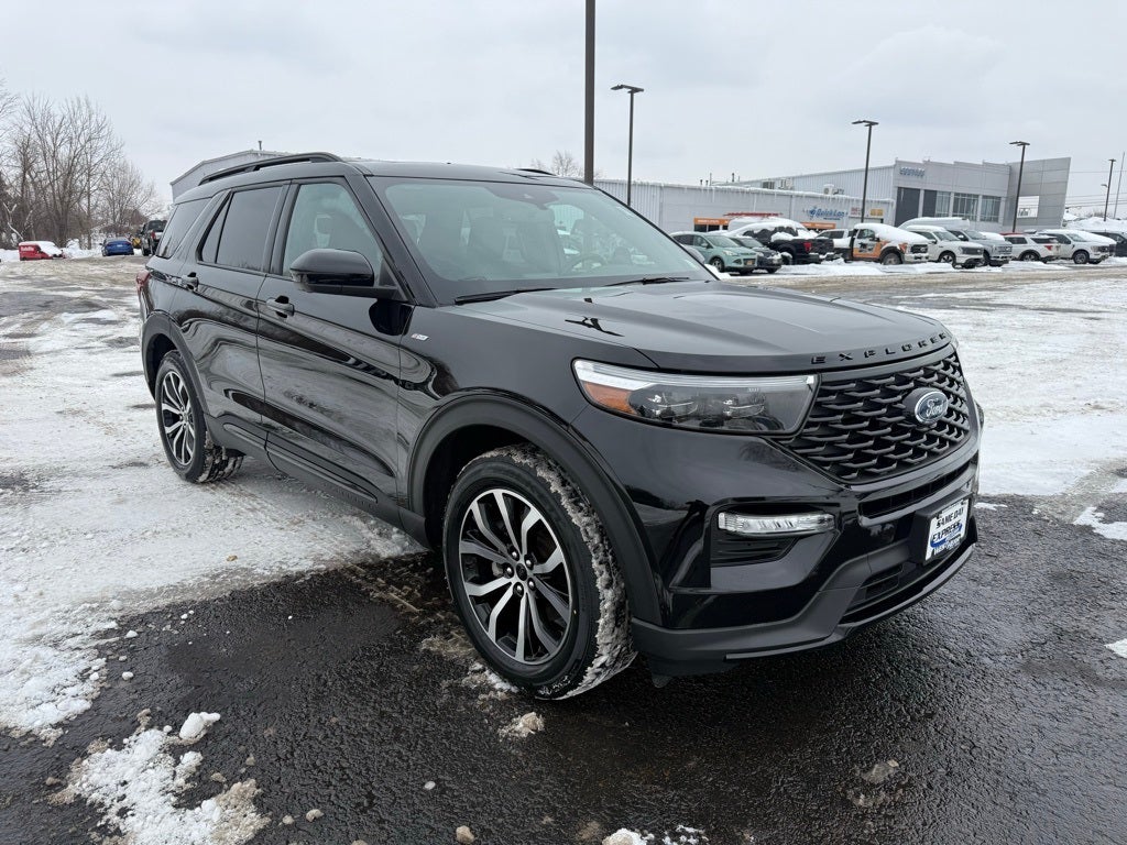 2023 Ford Explorer ST-Line